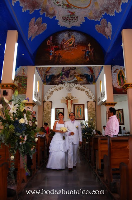 boda en playa, beach wedding, Oaxaca, México, Bodas Huatulco, Wedding Planner boda en playa, beach wedding, Oaxaca, México, Bodas Huatulco, Wedding Planner