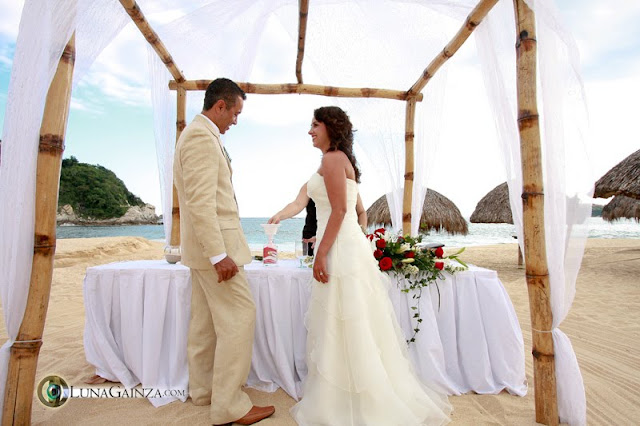 boda en playa, beach wedding, Oaxaca, México, Bodas Huatulco, Wedding Planner boda en playa, beach wedding, Oaxaca, México, Bodas Huatulco, Wedding Planner
