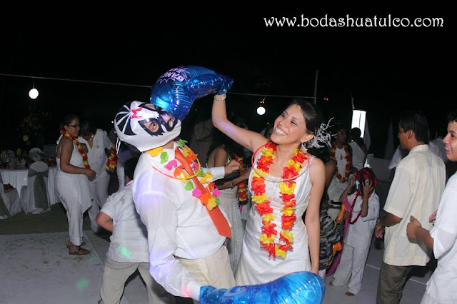 boda en playa, beach wedding, Oaxaca, México, Bodas Huatulco, Wedding Planner boda en playa, beach wedding, Oaxaca, México, Bodas Huatulco, Wedding Planner