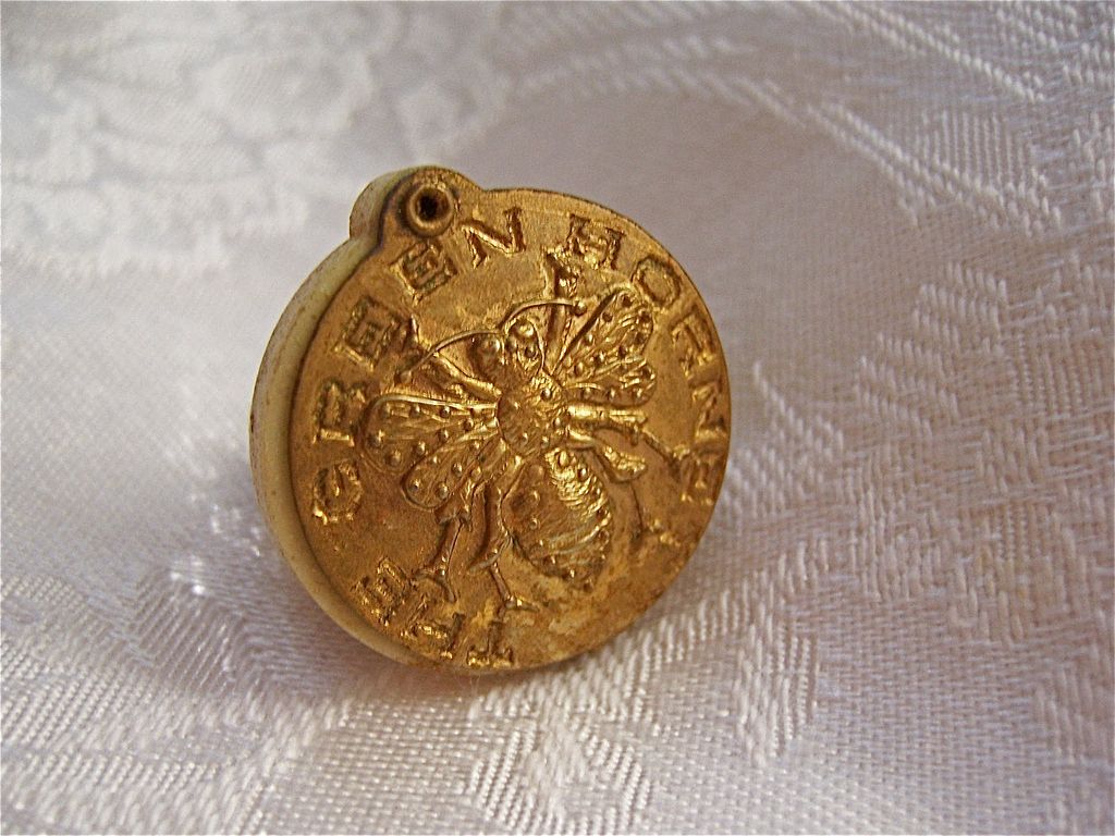 [green+hornet+ring.jpg]