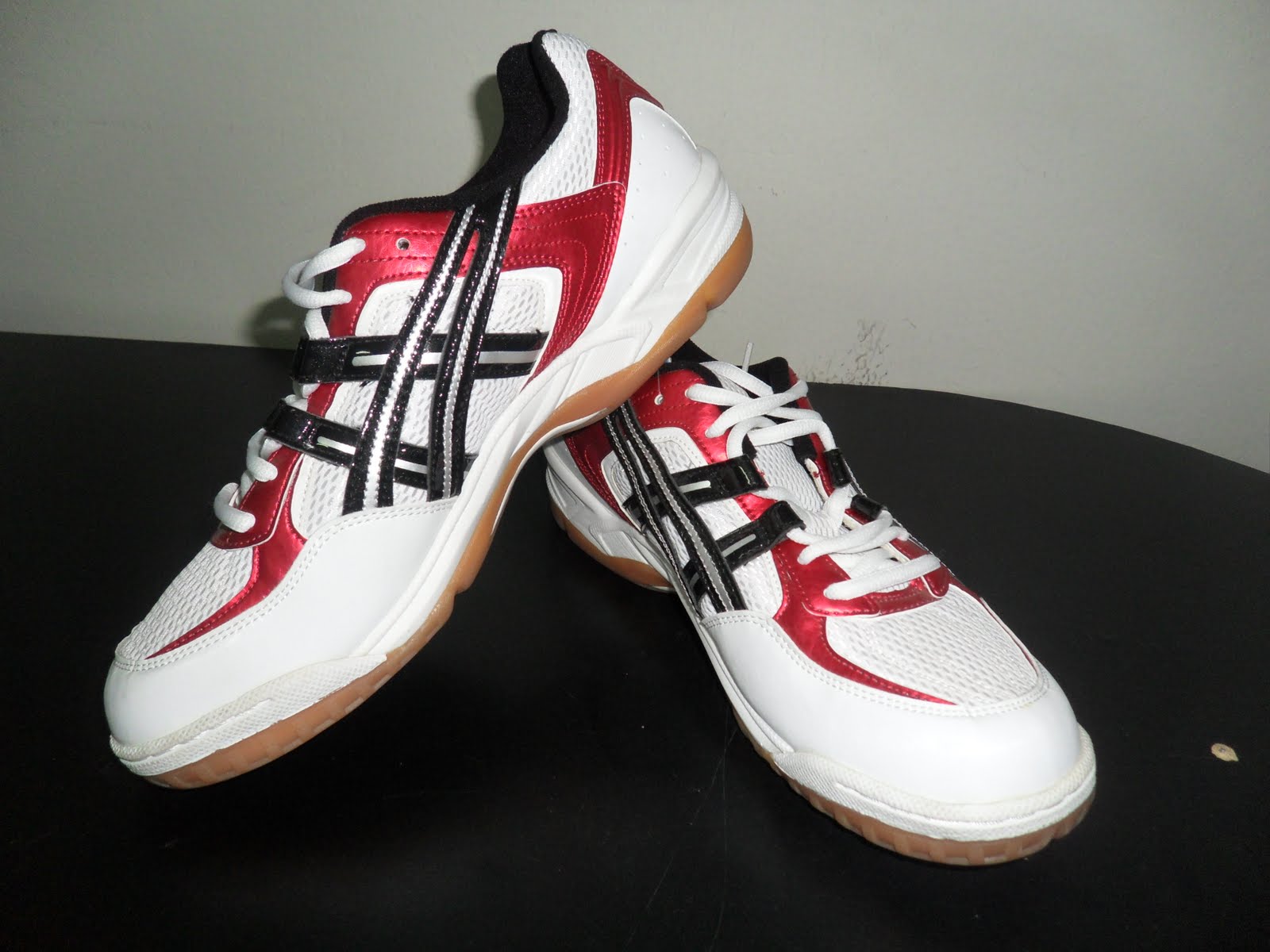 zapatillas de vestir asics