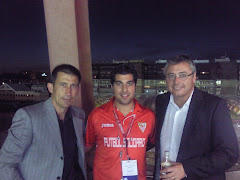 Con Carlos Martínez y M. Robinson