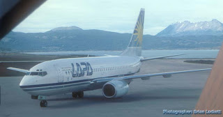 LAPA+737-700+Ushuaia+Argentina.jpg