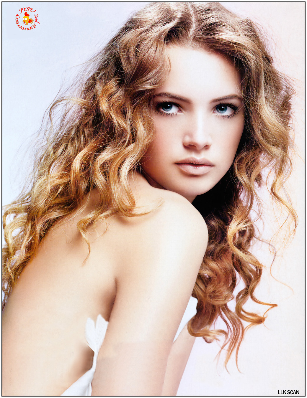 Fashion: [Female Celebrity Portraits] Misc models