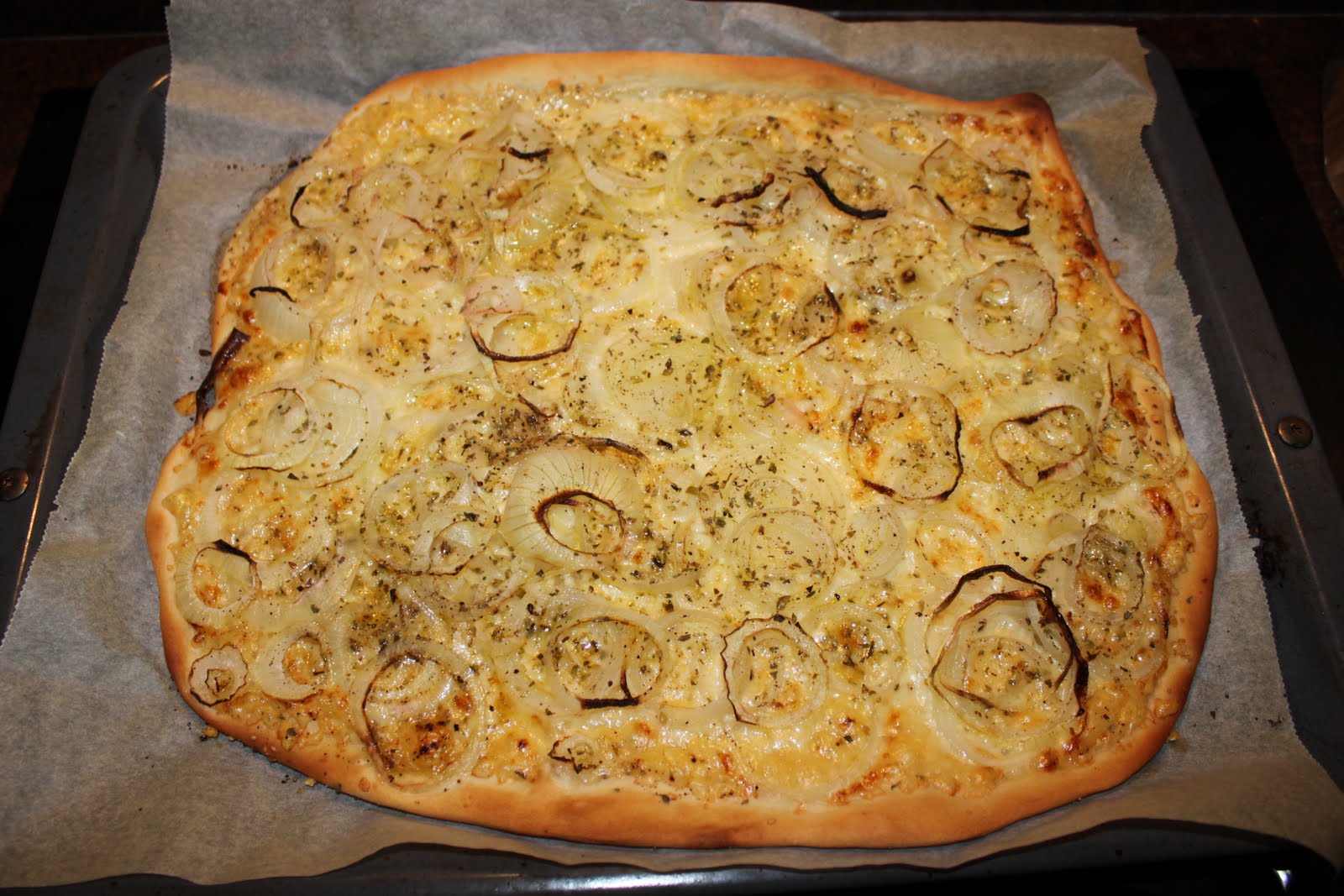 Pizza genovesa de cebolla (Fugazza) | COCINA BOQUERONA