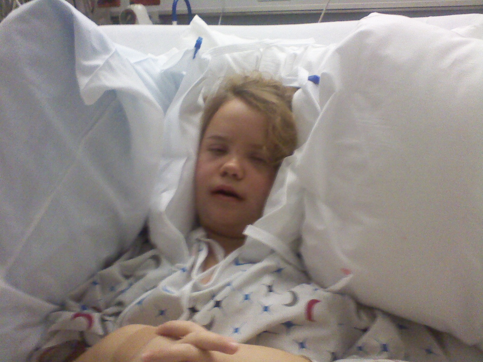 Brynne's LeFort 1 Osteotomy Surgery Ice Packs= Best Idea Ever