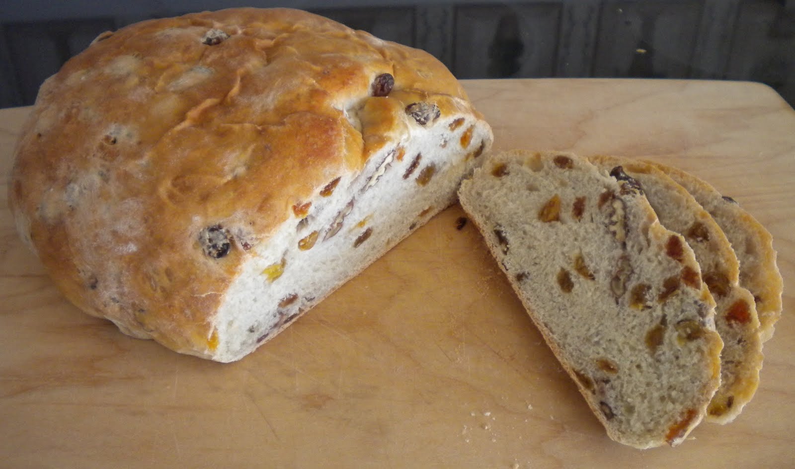 What's Cooking? More Baking Raisin, Pecan and Walnut Bread
