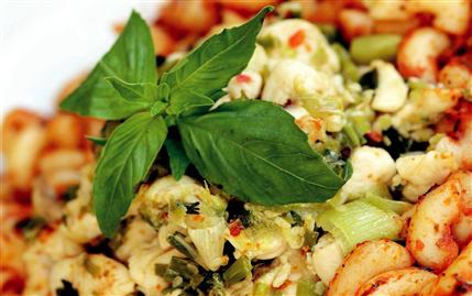 Pırasalı Fesleğenli Tavuk