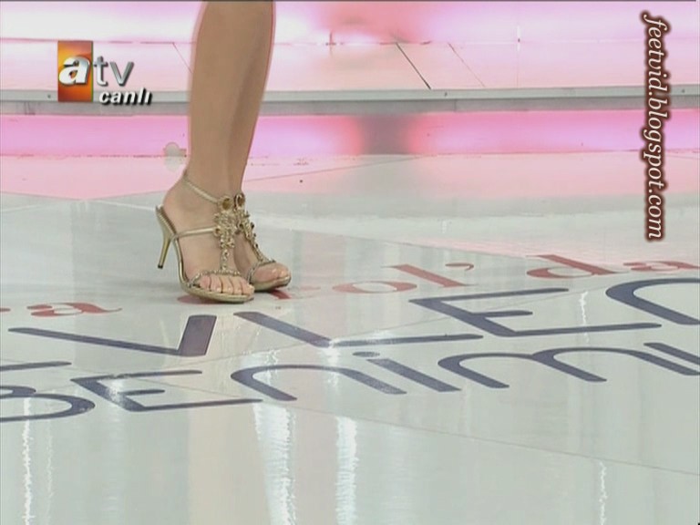 HQ Turkish Celebrity Feet Videos-Yüksek Kalite Türk Ünlü Ayak Videoları ...