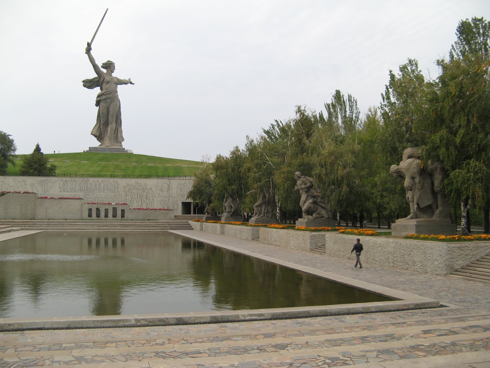 площадь героев волгоград