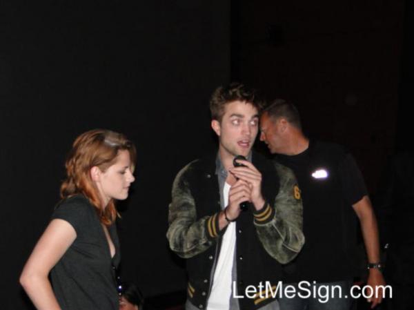 Kristen Stewart Eclipse Screening. Rob and Kristen surprised fans