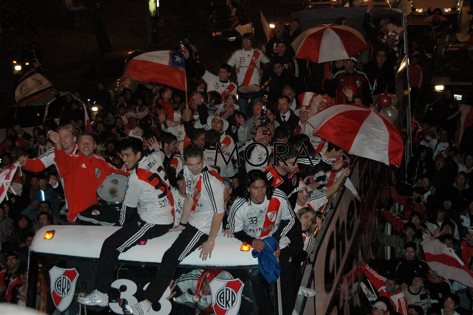 [00011828-08.JPG]