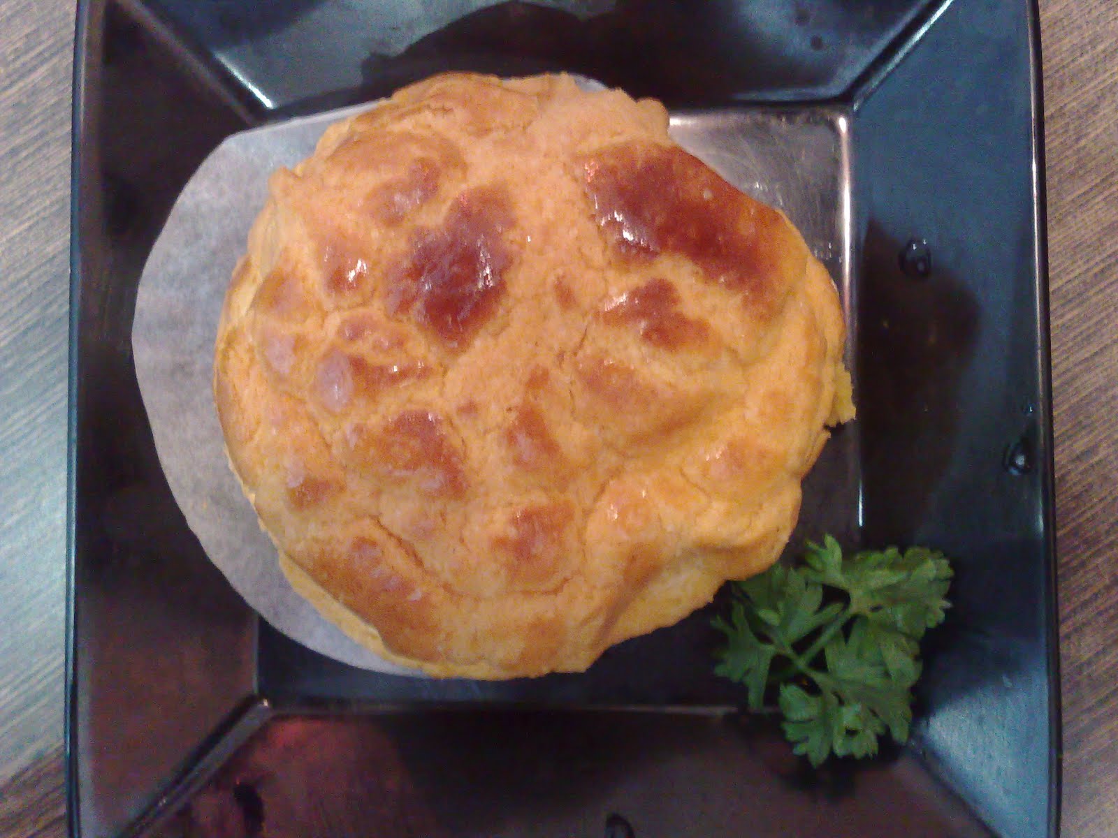 [ButterPoloBun_XingWangWhiteSands.jpg]