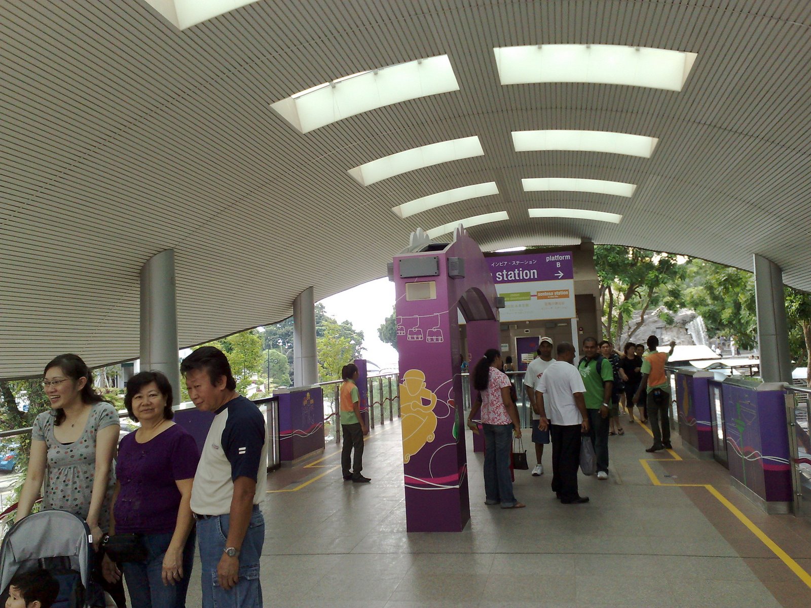 [SentosaDay1_04.jpg]