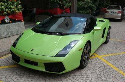 SG EXOTIC SPOTTER: Lamborghini Gallardo [Apple Green]