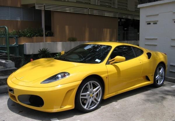 Ferrari f430 желтая