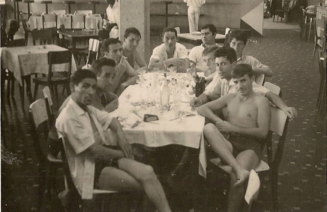 [mendeiros_dogma3_1965_20.jpg]