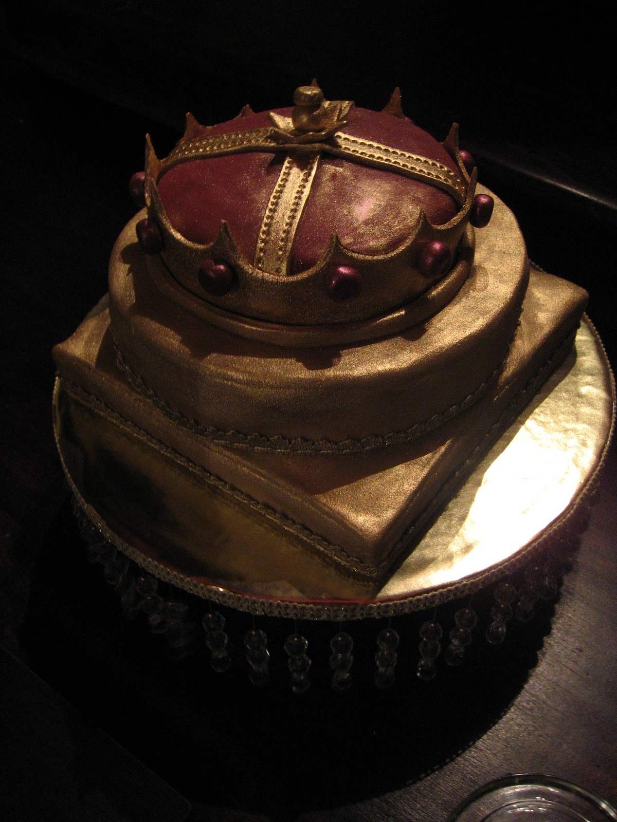 sugarbuttons: Medieval Birthday cake
