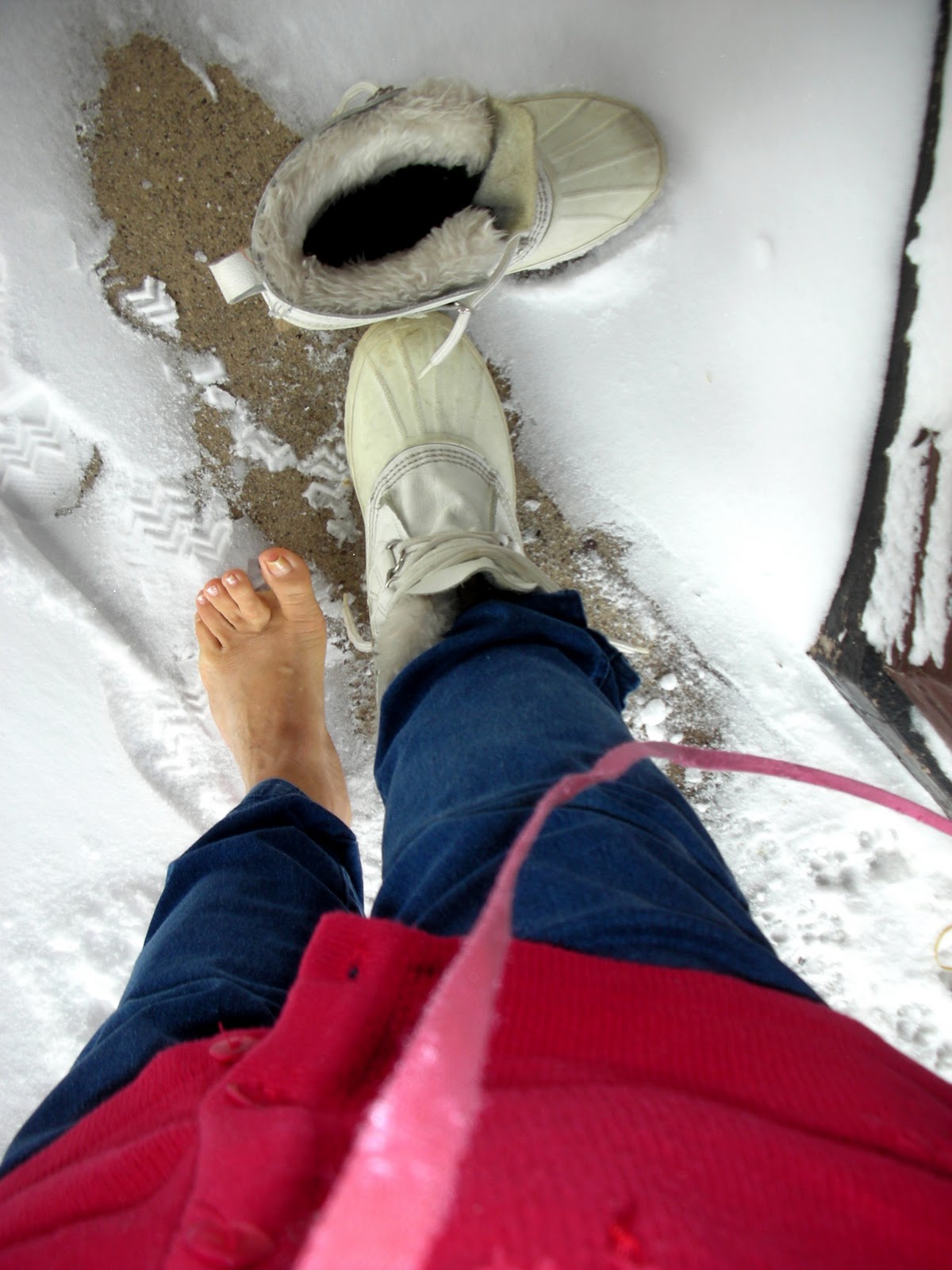 Barefoot Fresca: Barefoot in the Snow -- Take 2