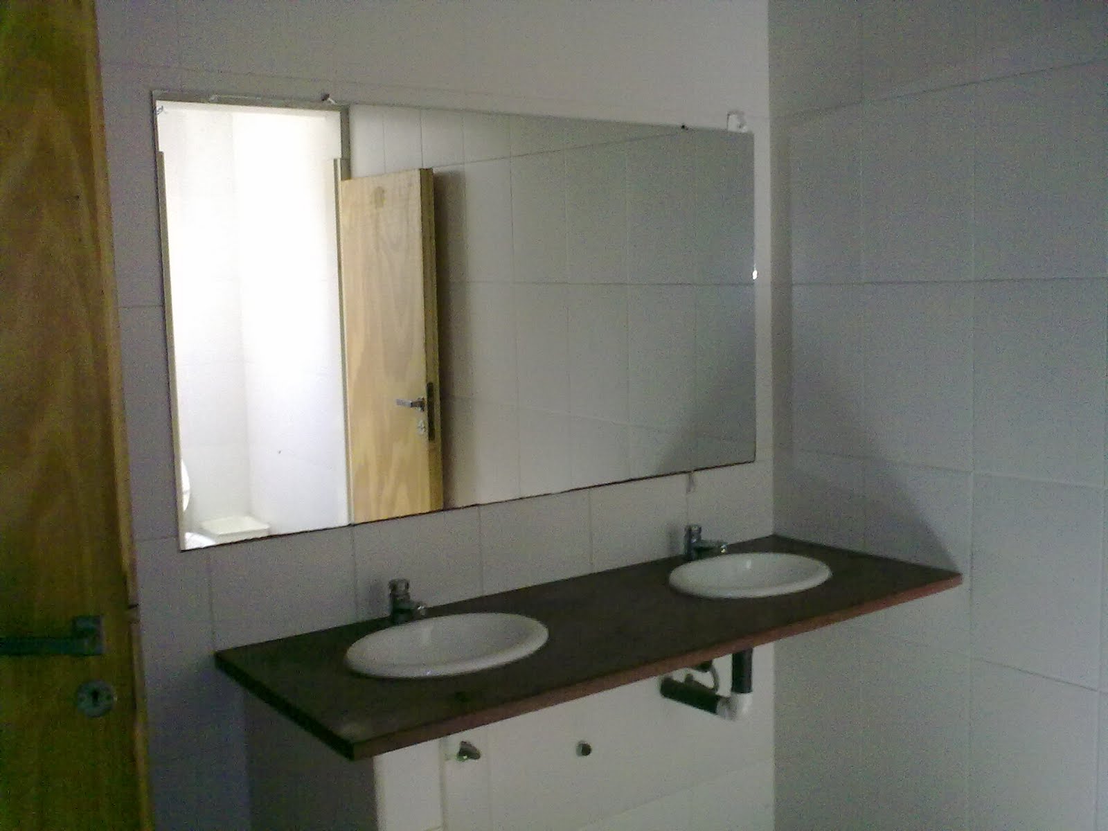 AVTT - Salón de Fiestas y Eventos: Parrilla, cocina y baños