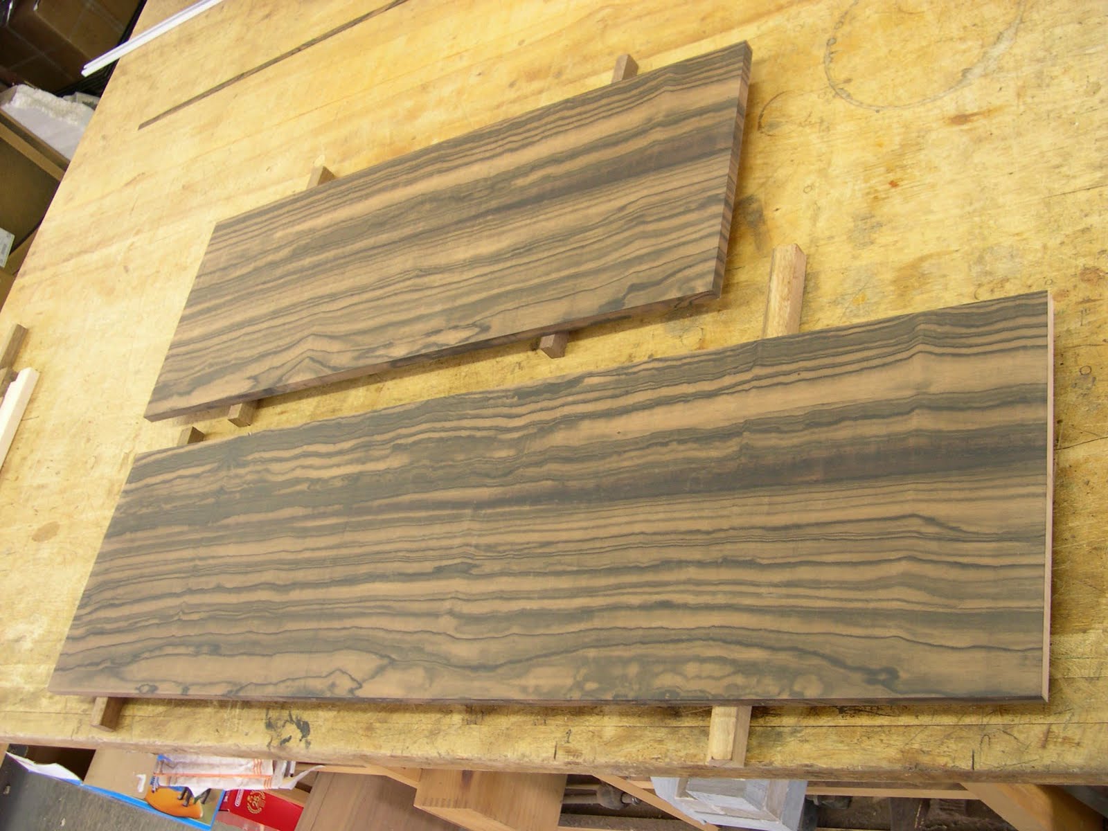 Sauer & Steiner Hide glue & hammer veneering round I