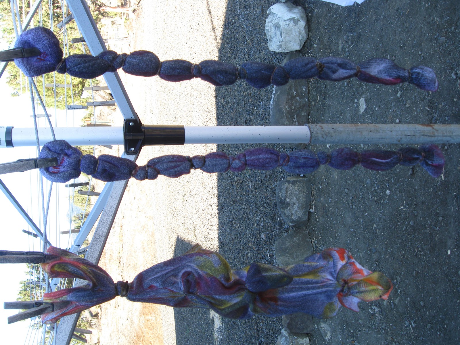 Mama Lusco Handmade Simply Spray Fabric Paint Review & Tutorials