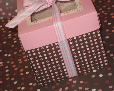 Create Me Pink: Valentine's Day Cupcake Box