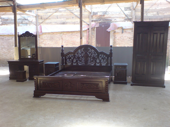 SET KAMAR BED ROOM