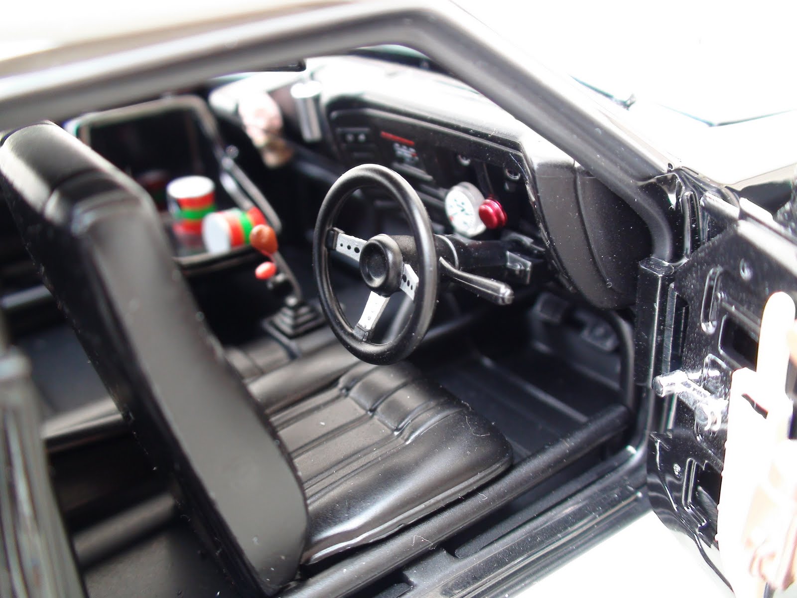 Ford Interceptor 2007 салон