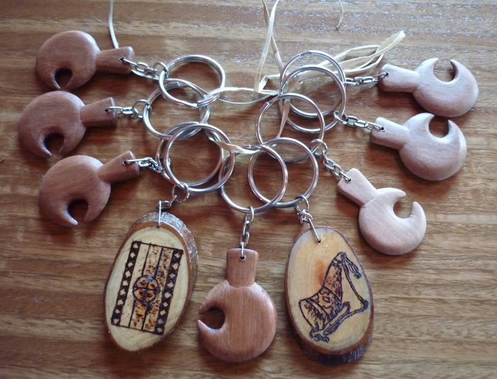 Mamell Dungün, la expresión a través de la madera: Llaveros
