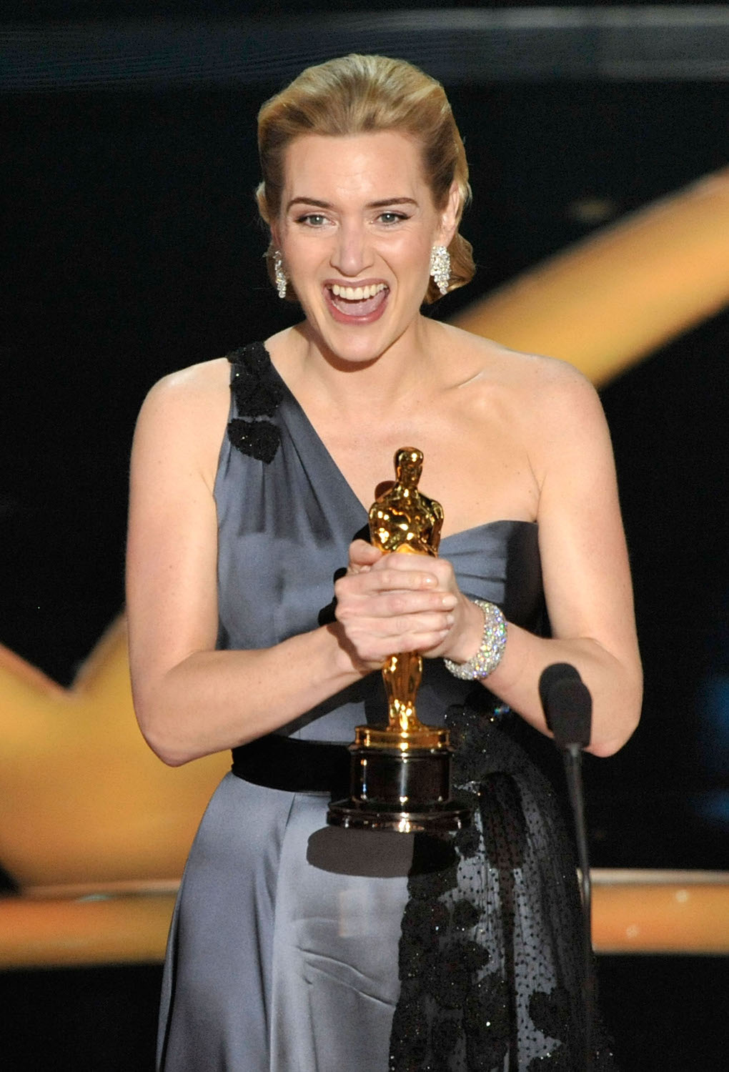 [kate-winslet-oscars-2009.jpg]