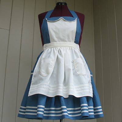 white apron alice