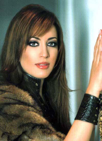 فنانات كليب ار 18 ‫منتــدى الســالميــه: [ .... وعـادت شـريـن وجـدي ]‬‎