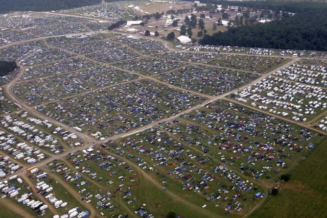[bonnaroo_aerial_3.jpg]