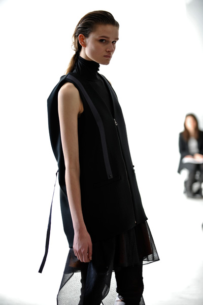 [web.jeremy-laing-fw09-17b.jpg]