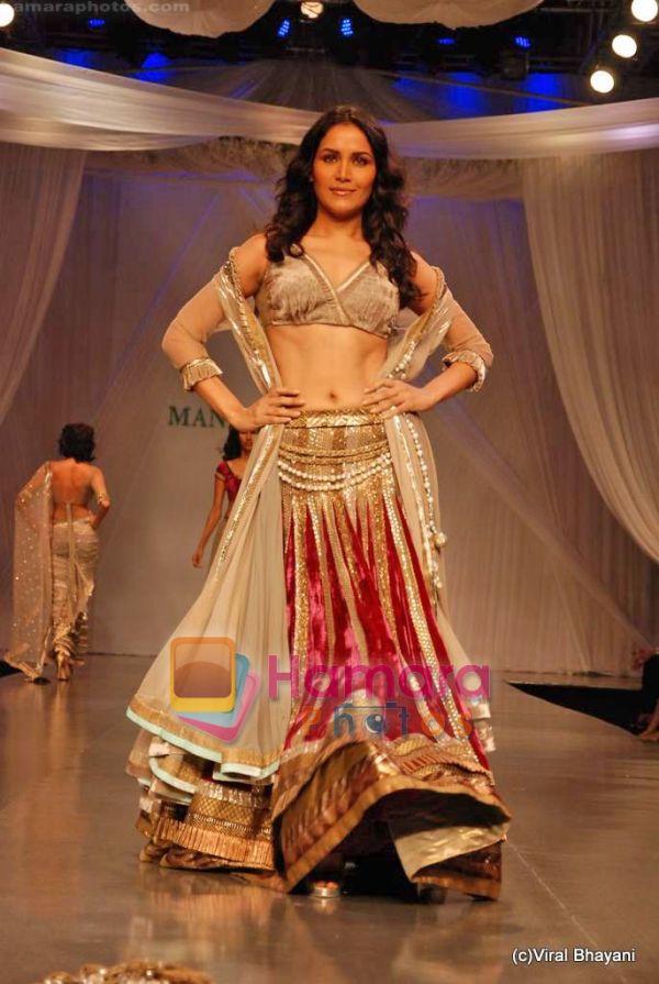 [manish_malhotra_HDILoct09_004.JPG]