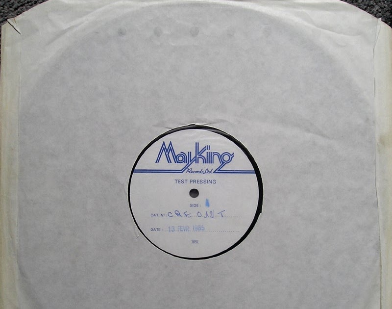 Vivonzeureux! THE JESUS AND MARY CHAIN Upside down