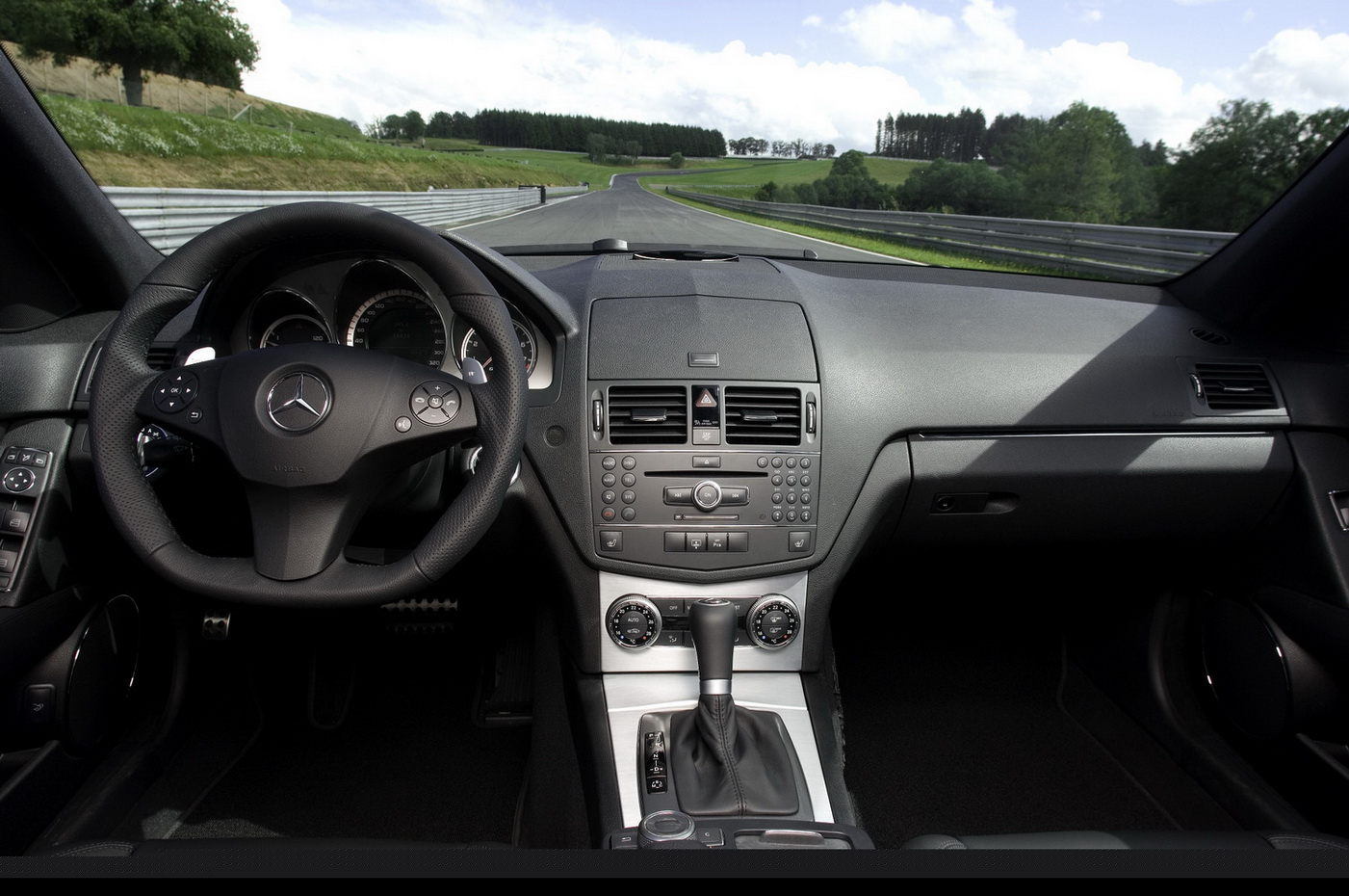 [rezza foournito_C63AMG_14.jpg]