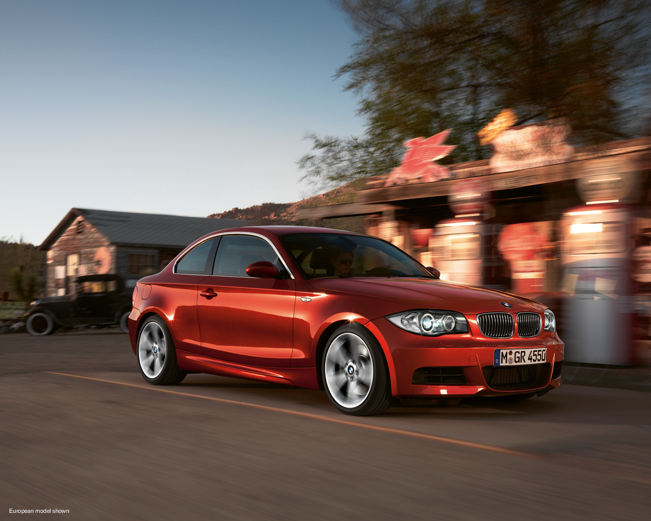 [rezza foournito_1280x1024_7.jpg]