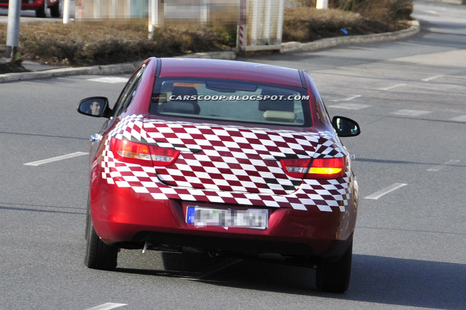 [2012-Buick-Small-Sedan-5.jpg]