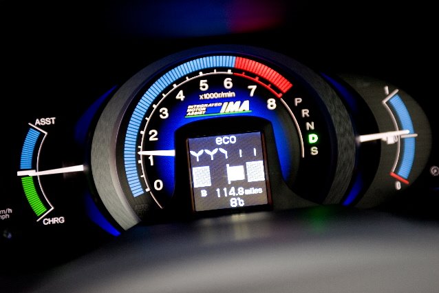 [2009-Honda-Insight-Hybrid-7.jpg]