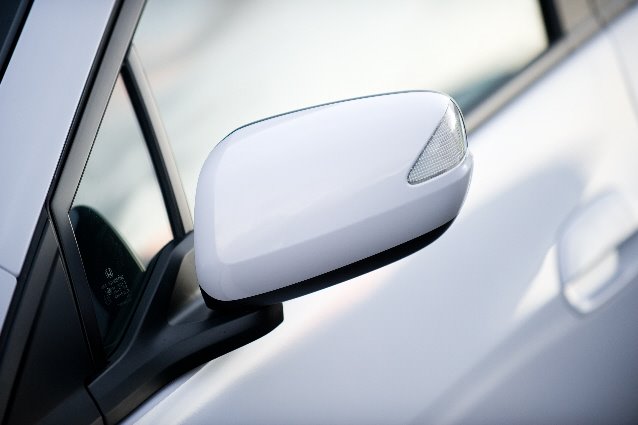 [2009-Honda-Insight-Hybrid-9.jpg]