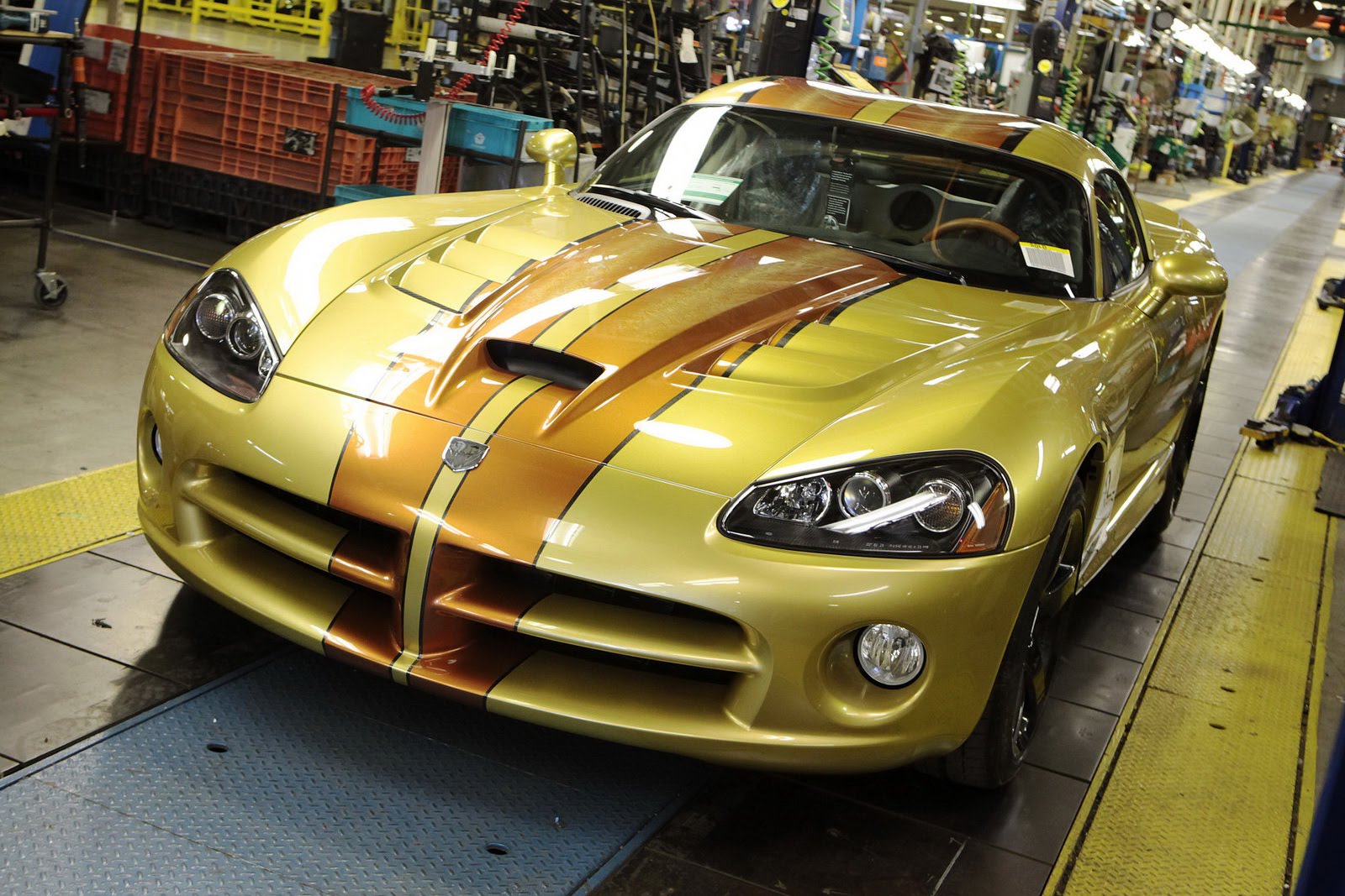 Last Dodge Viper Rolls Off the Production Line [with Video] | Carscoops
