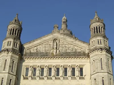 Sainte-Thérèse Basilica