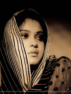 Irosha_Perera_1_asiachicks.blogspot.com.jpg