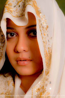 Irosha_Perera_3_asiachicks.blogspot.com.jpg