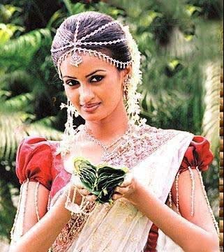 Actresses and Models Hot Photos: SEXY PRASHADI RANASINGHE HOT PICTURES