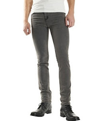 2.Skinny jeans