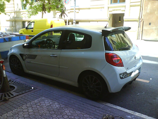 ZONA RÁPIDA: RENAULT CLIO F1 TEAM R27
