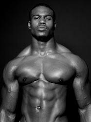 LOUIS SAIGON: Beautiful male nude on a sports theme